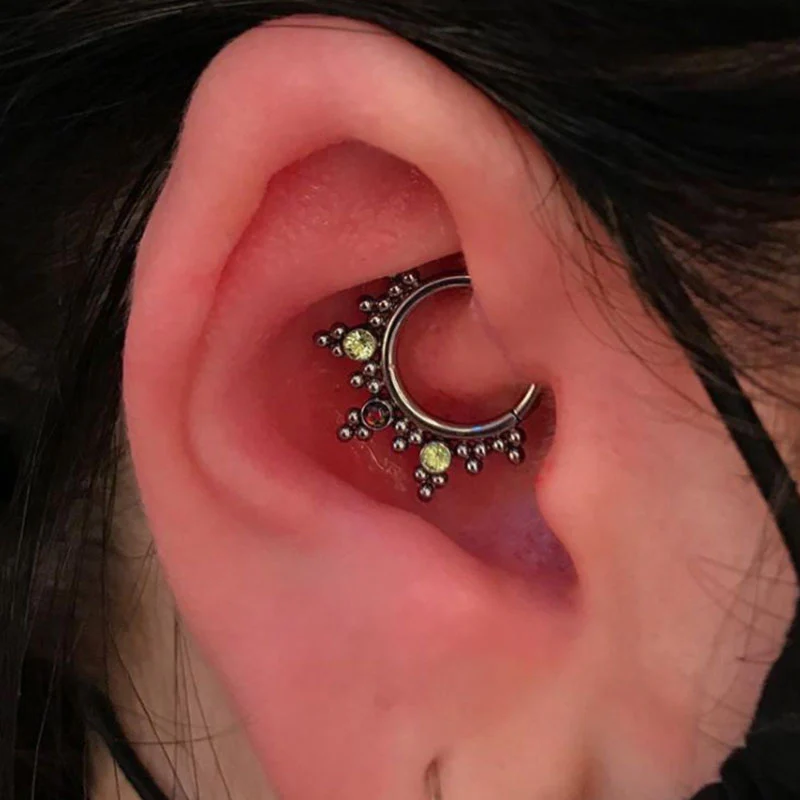Daith Piercing 18y+ in Mississauga + Excluding Jewelry - Image 3