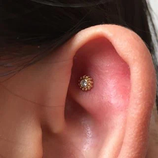 Swarovski Round Double Millgrain in 14k Gold by Junipurr - Image 4